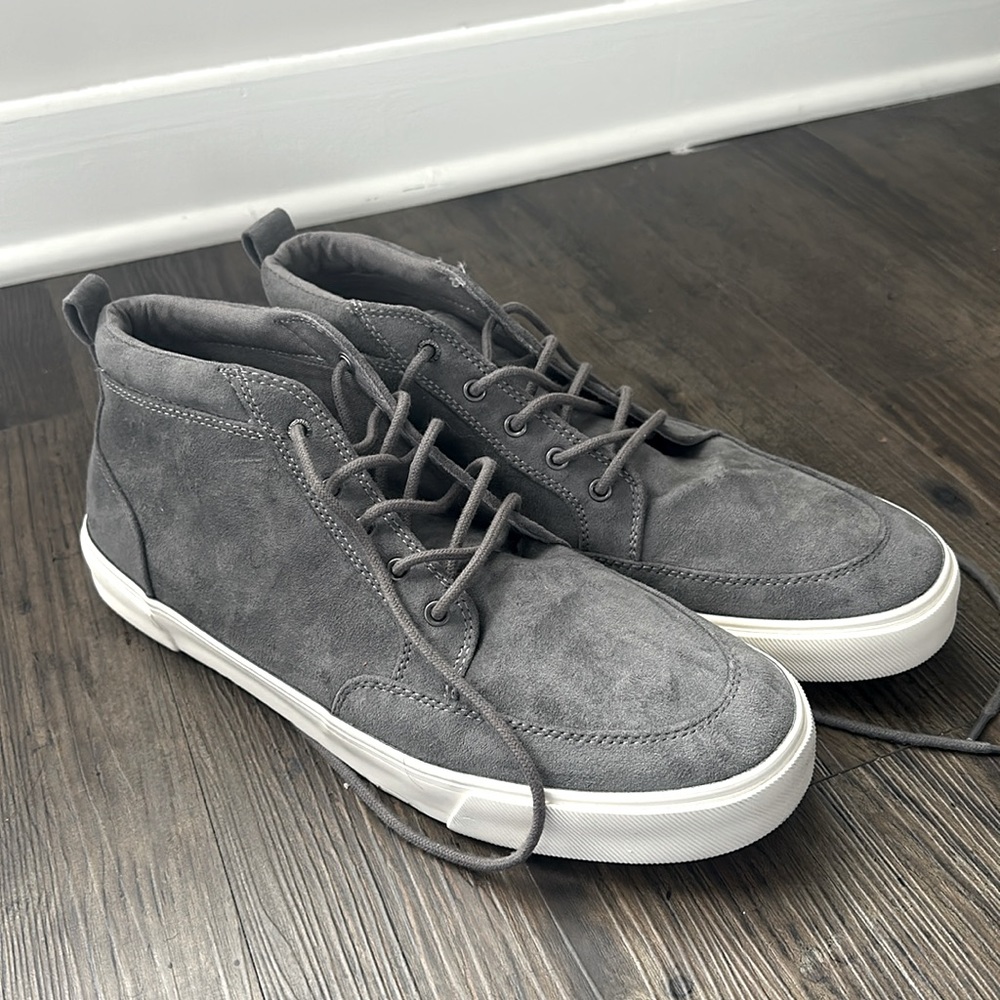 Old Navy shoes used 1 time